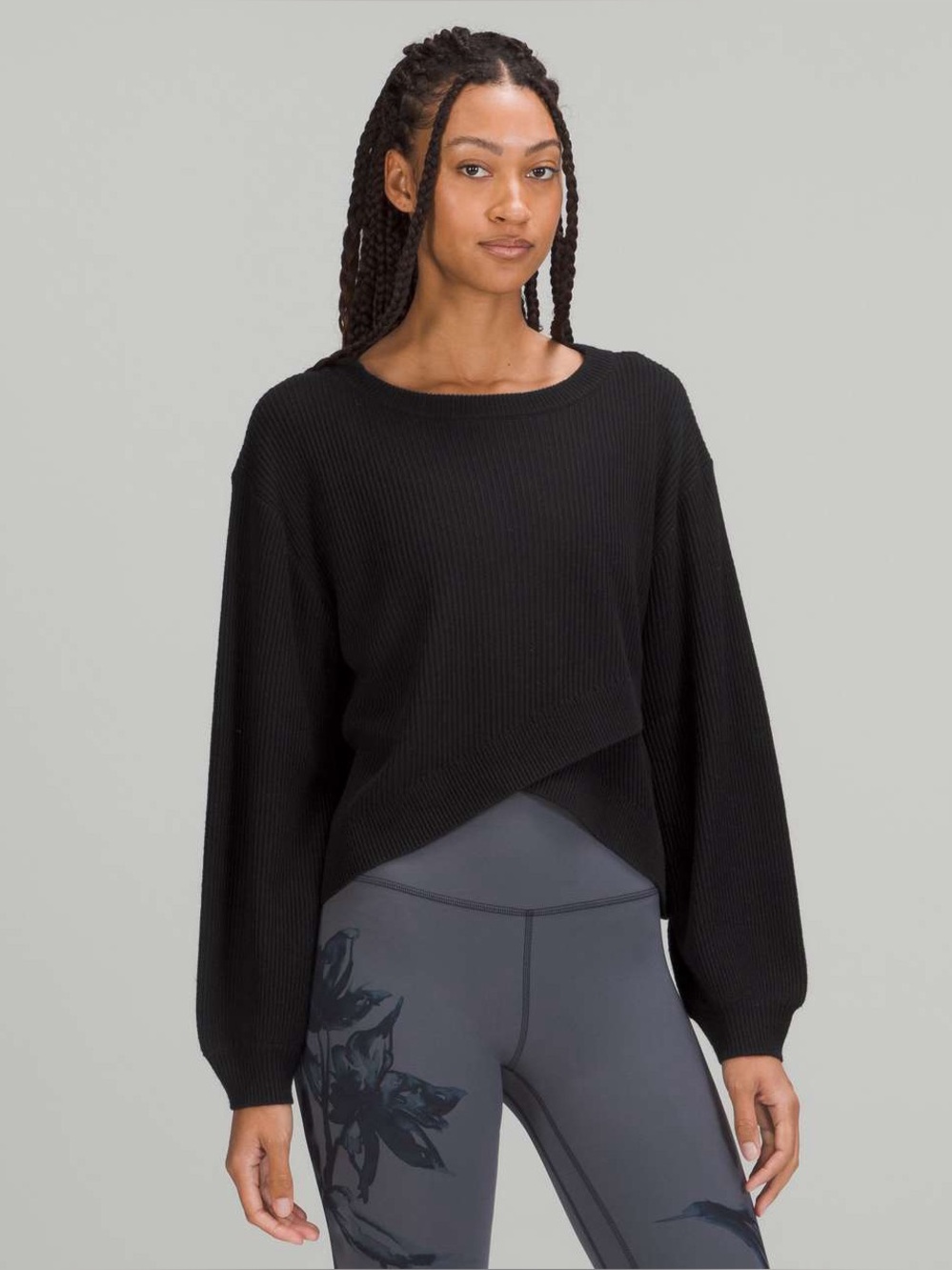 Lululemon Reversible Crossover Sweater in Black Size 4/6